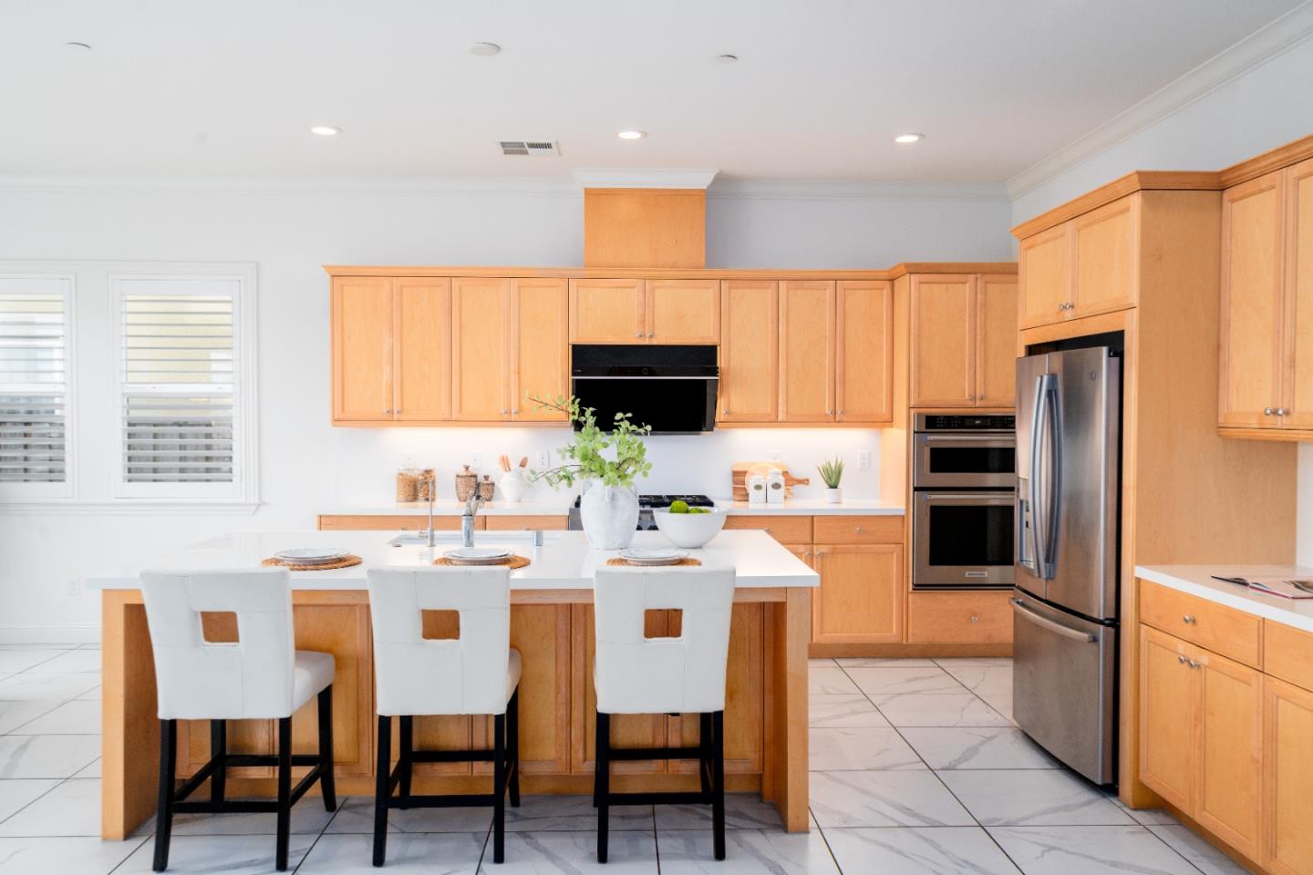 Detail Gallery Image 9 of 44 For 1195 Trumpet Vine Ln, San Ramon,  CA 94582 - 4 Beds | 3/1 Baths