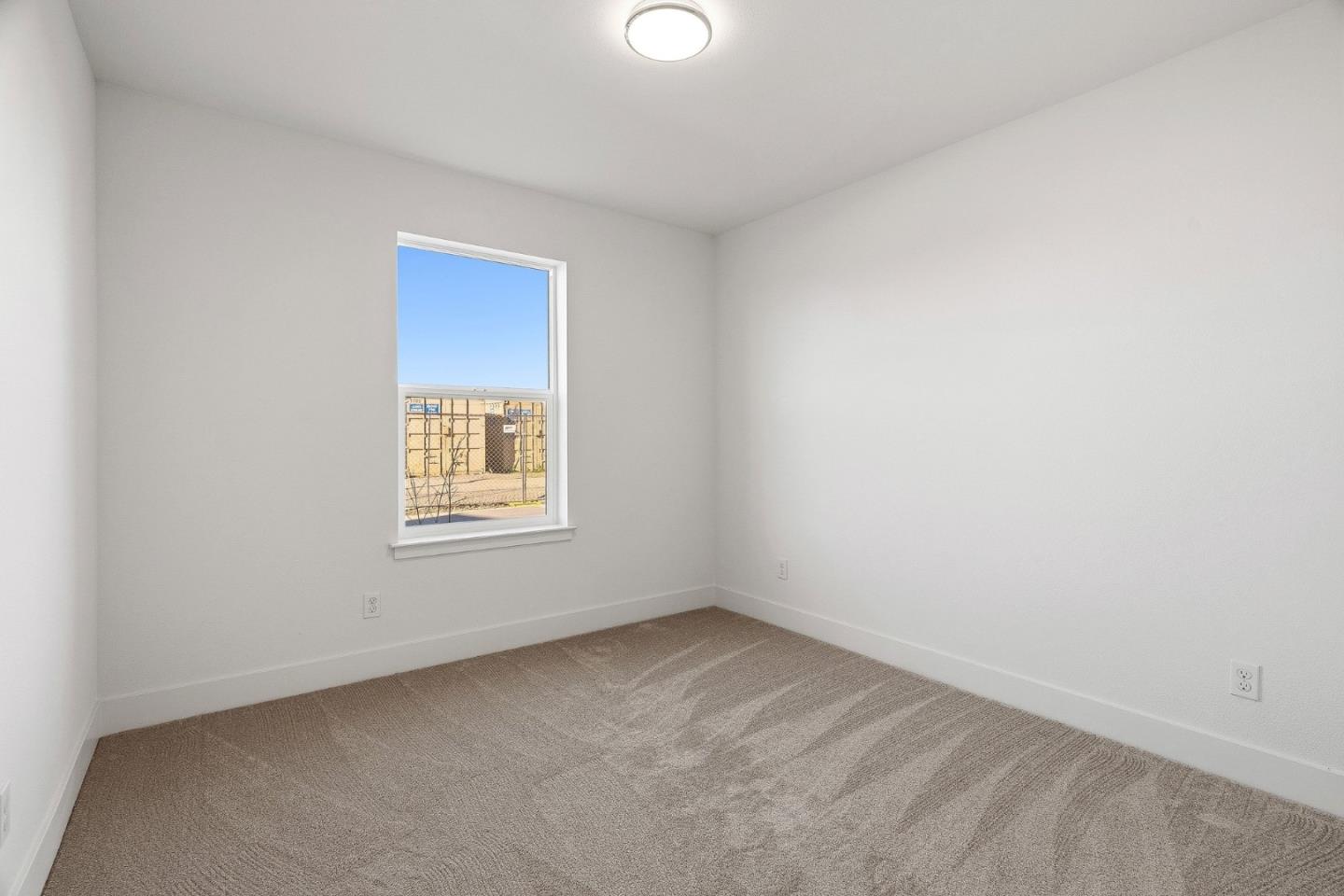 Detail Gallery Image 12 of 33 For 417 Annie Dr, Watsonville,  CA 95076 - 3 Beds | 3/1 Baths