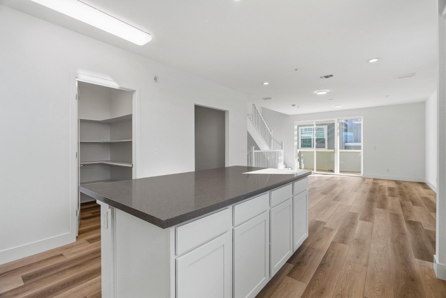 Detail Gallery Image 19 of 33 For 417 Annie Dr, Watsonville,  CA 95076 - 3 Beds | 3/1 Baths