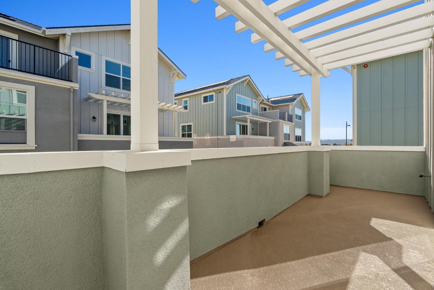 Detail Gallery Image 9 of 33 For 417 Annie Dr, Watsonville,  CA 95076 - 3 Beds | 3/1 Baths