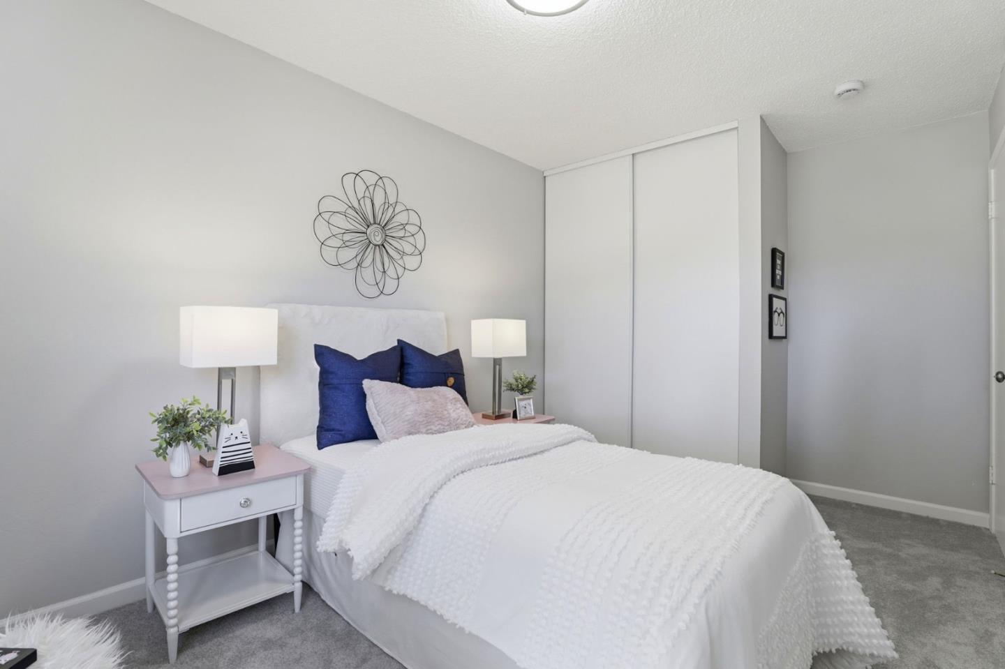 Detail Gallery Image 17 of 37 For 3184 Fernside Sq, San Jose,  CA 95132 - 3 Beds | 1/1 Baths