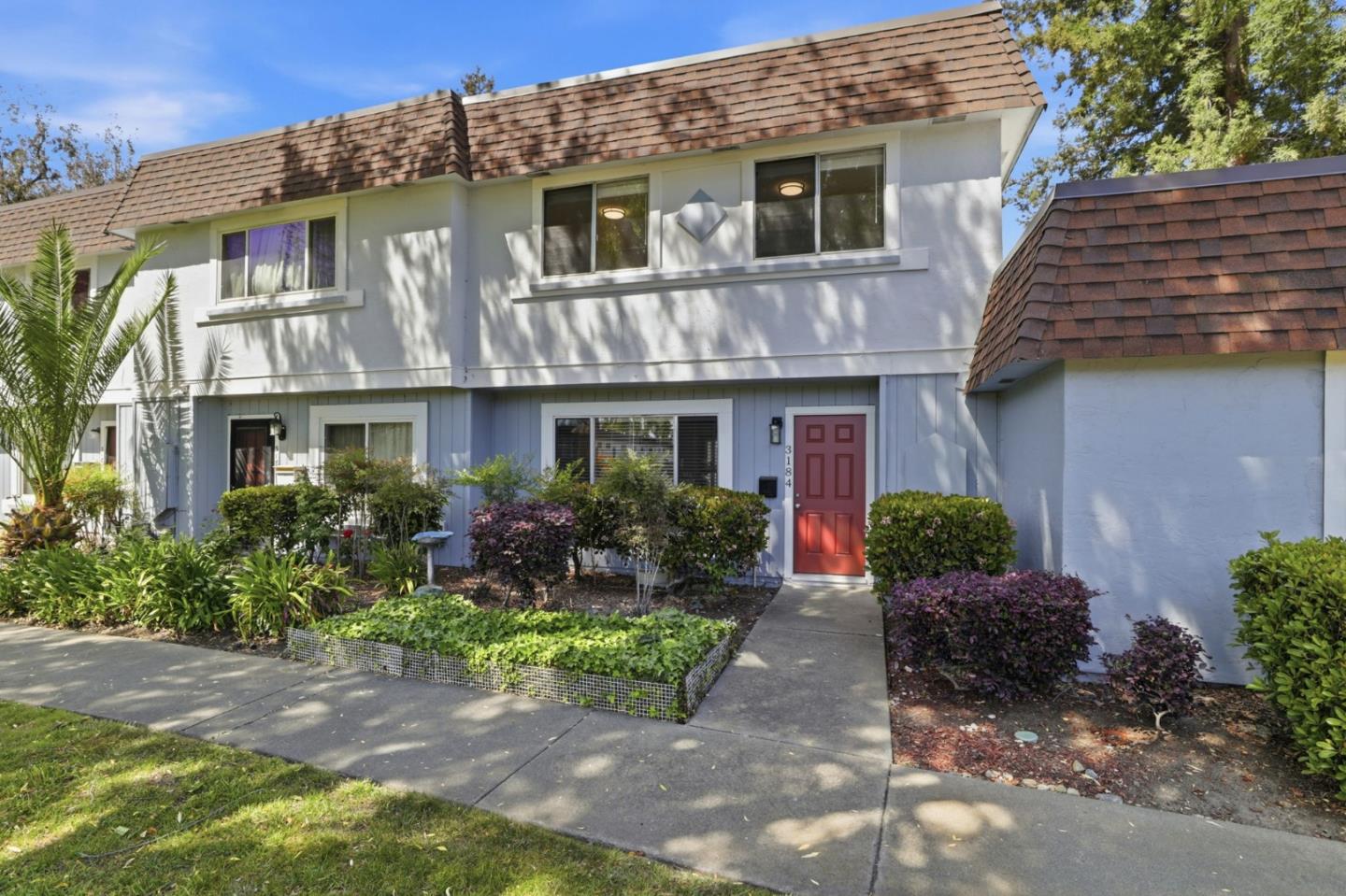 Detail Gallery Image 2 of 37 For 3184 Fernside Sq, San Jose,  CA 95132 - 3 Beds | 1/1 Baths