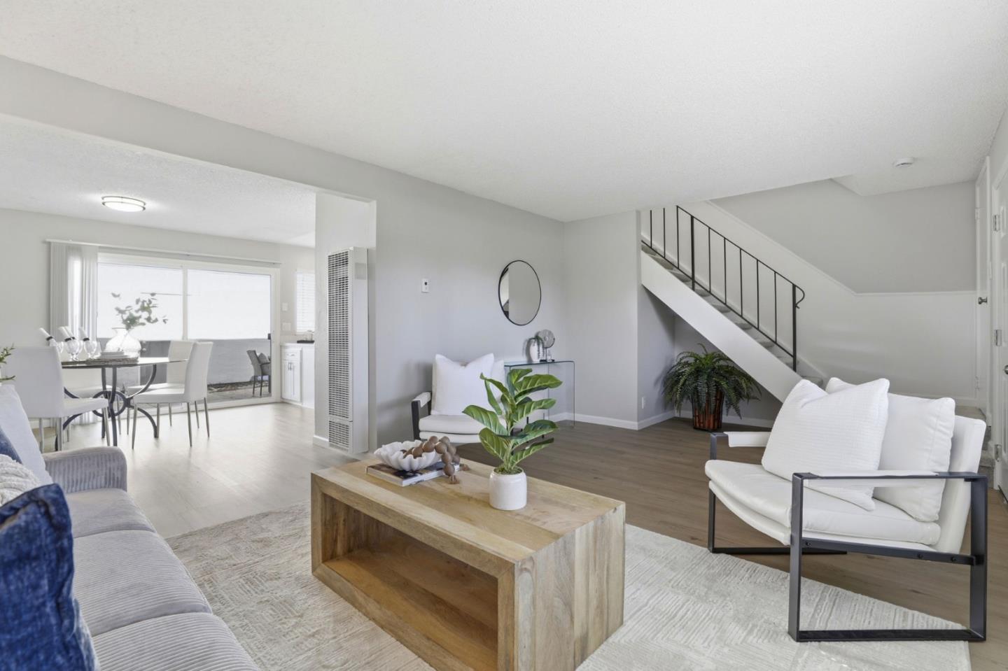 Detail Gallery Image 6 of 37 For 3184 Fernside Sq, San Jose,  CA 95132 - 3 Beds | 1/1 Baths