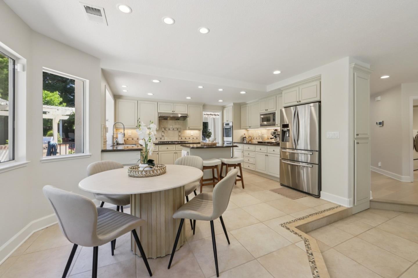 Detail Gallery Image 17 of 71 For 17428 Alisa Ct, Morgan Hill,  CA 95037 - 4 Beds | 3 Baths