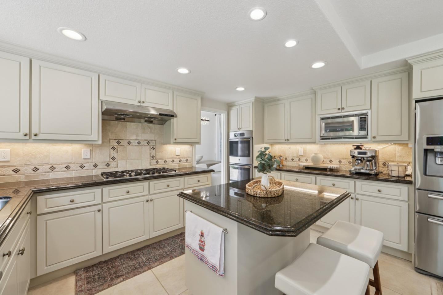 Detail Gallery Image 19 of 71 For 17428 Alisa Ct, Morgan Hill,  CA 95037 - 4 Beds | 3 Baths