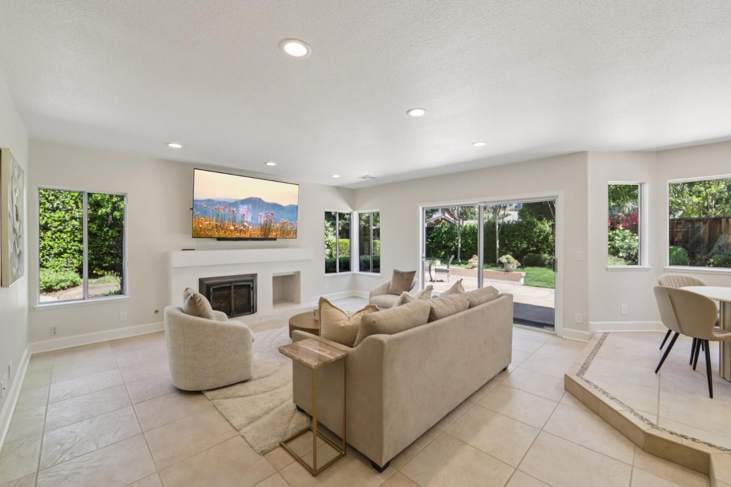 Detail Gallery Image 9 of 71 For 17428 Alisa Ct, Morgan Hill,  CA 95037 - 4 Beds | 3 Baths