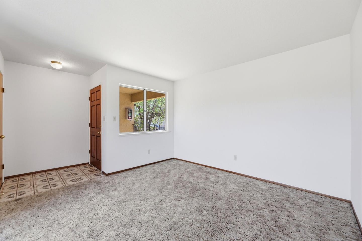 Detail Gallery Image 4 of 21 For 177 Monroe St #8,  Santa Clara,  CA 95050 - 2 Beds | 1 Baths