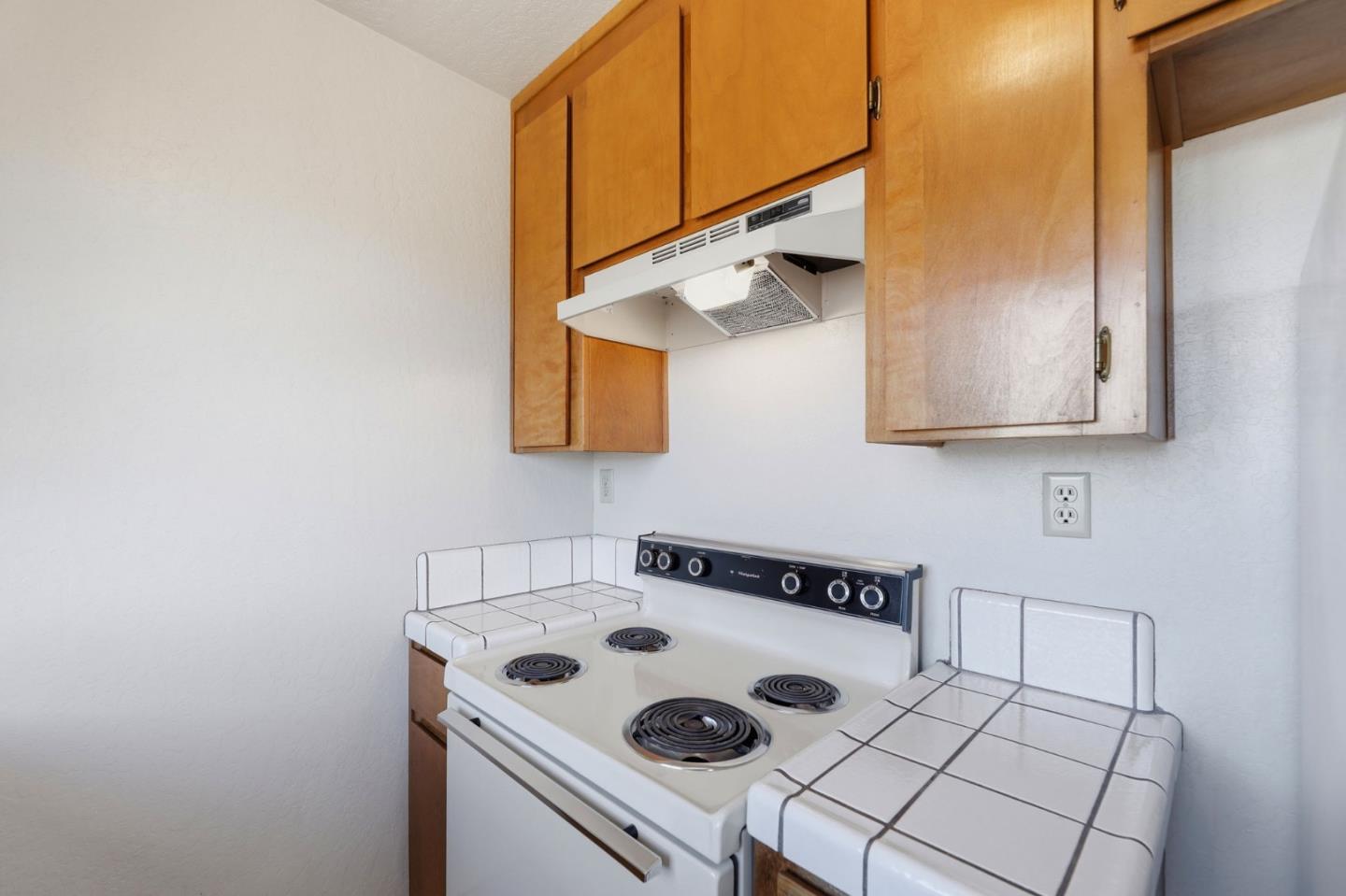 Detail Gallery Image 9 of 21 For 177 Monroe St #8,  Santa Clara,  CA 95050 - 2 Beds | 1 Baths