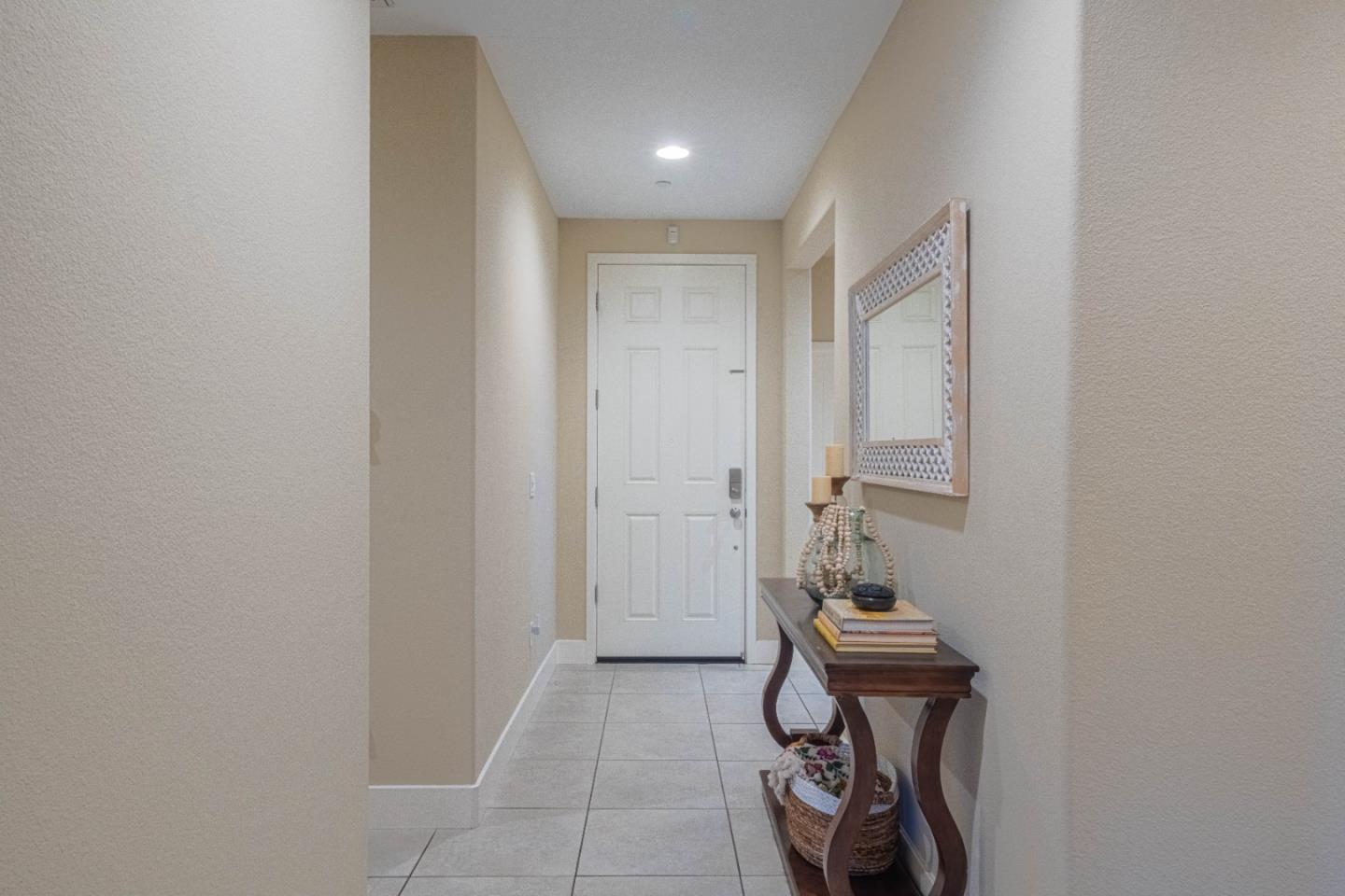 Detail Gallery Image 15 of 40 For 1581 Panorama Dr, Hollister,  CA 95023 - 4 Beds | 2 Baths