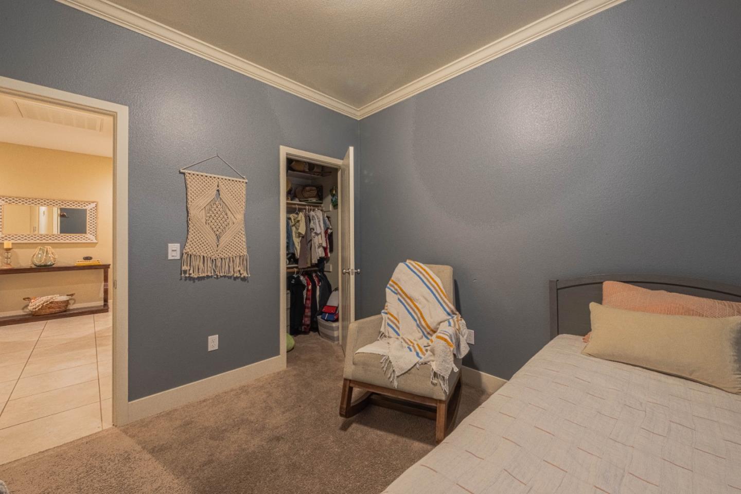 Detail Gallery Image 24 of 40 For 1581 Panorama Dr, Hollister,  CA 95023 - 4 Beds | 2 Baths