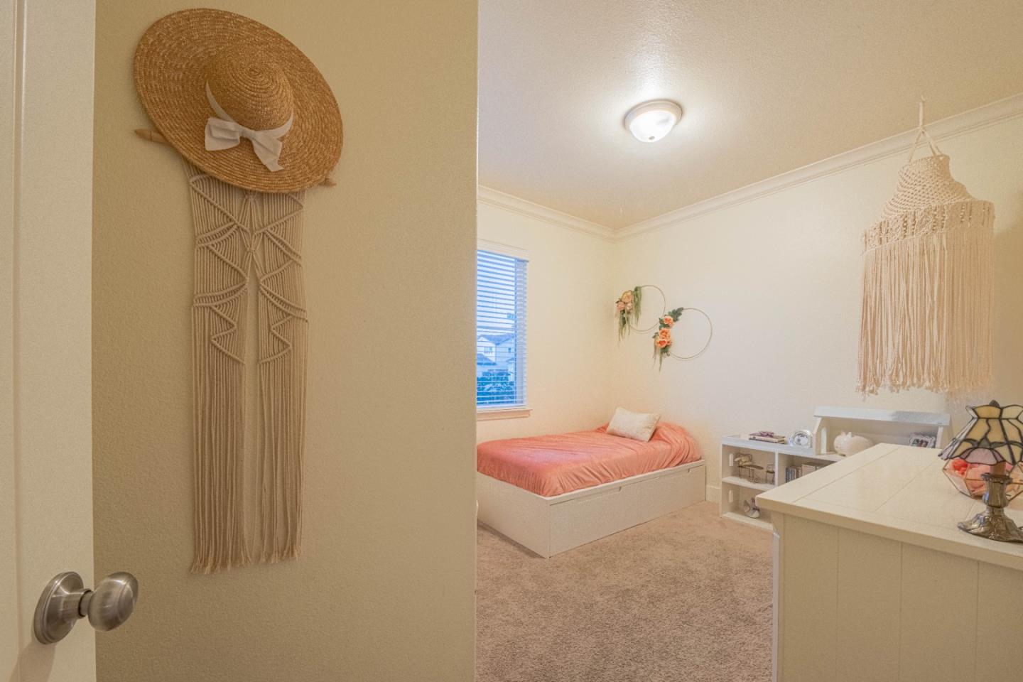 Detail Gallery Image 26 of 40 For 1581 Panorama Dr, Hollister,  CA 95023 - 4 Beds | 2 Baths