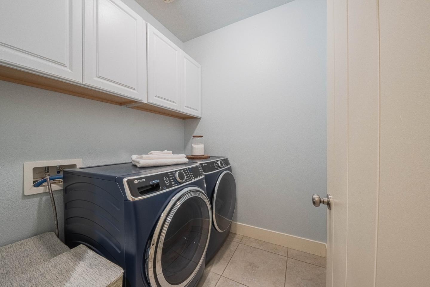 Detail Gallery Image 31 of 40 For 1581 Panorama Dr, Hollister,  CA 95023 - 4 Beds | 2 Baths