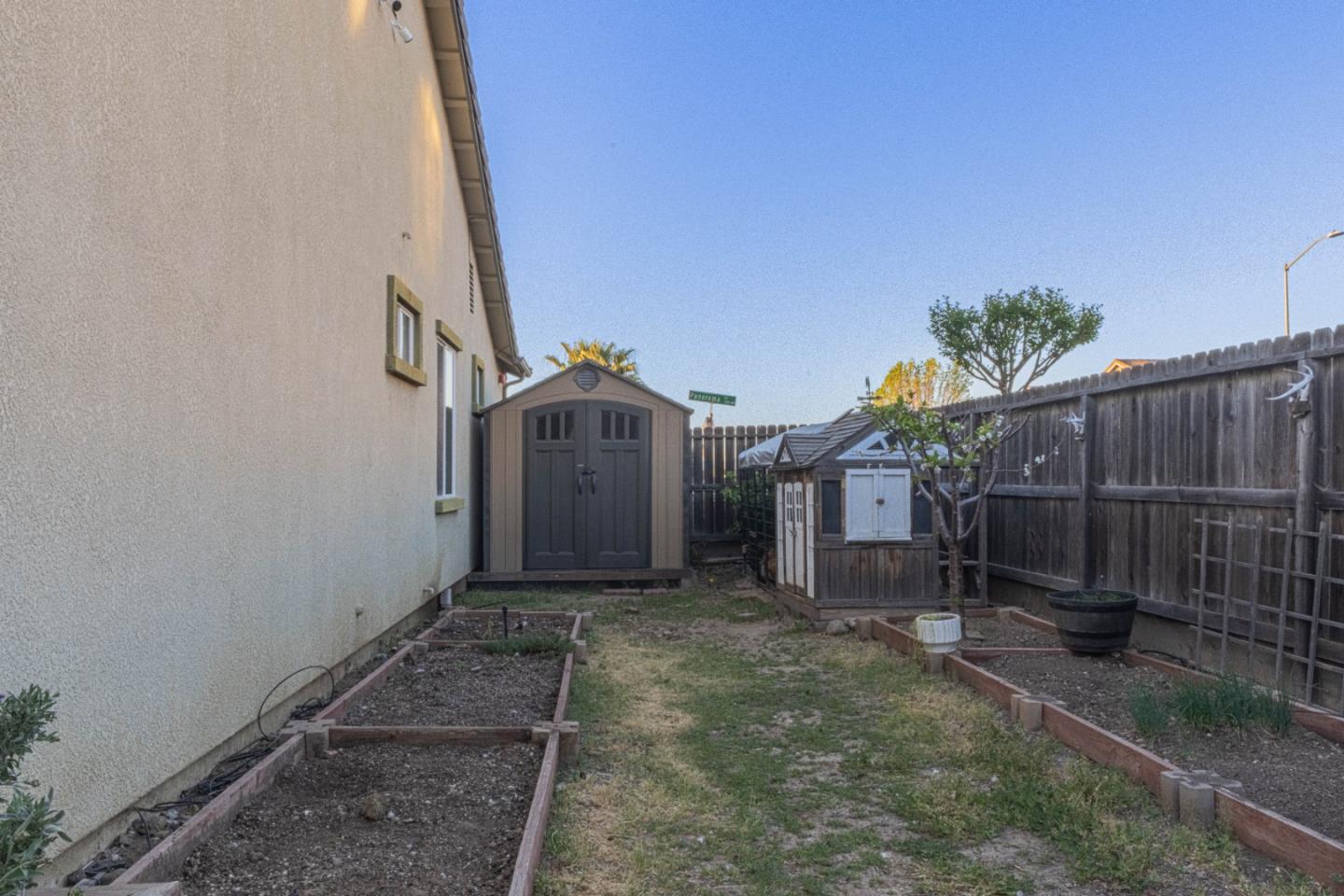 Detail Gallery Image 36 of 40 For 1581 Panorama Dr, Hollister,  CA 95023 - 4 Beds | 2 Baths