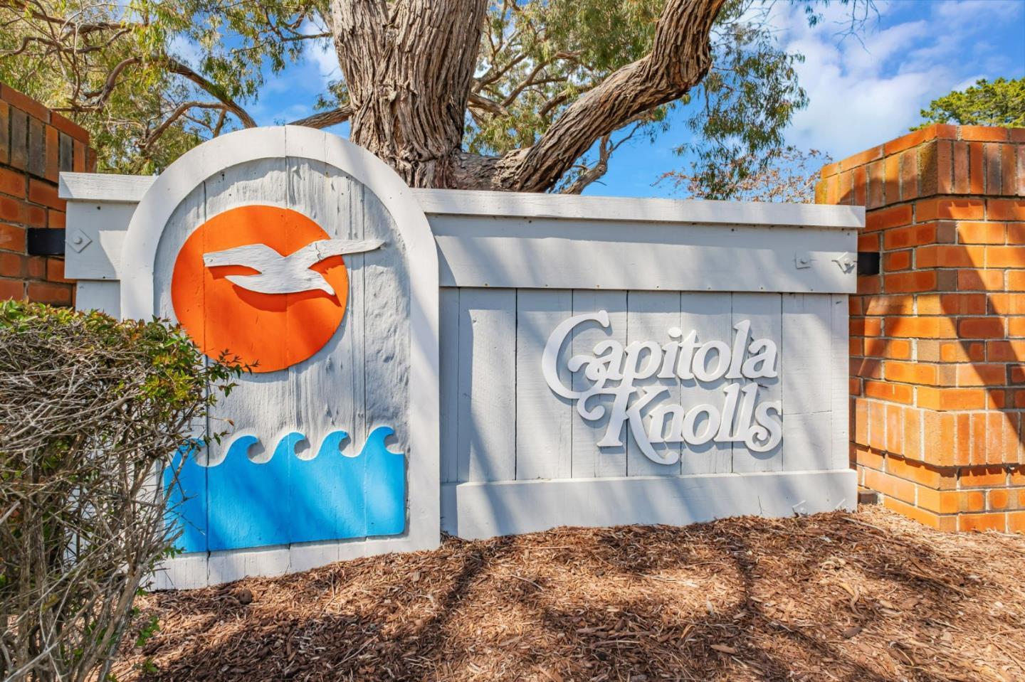 Front Image Thumbnail for ML82041204