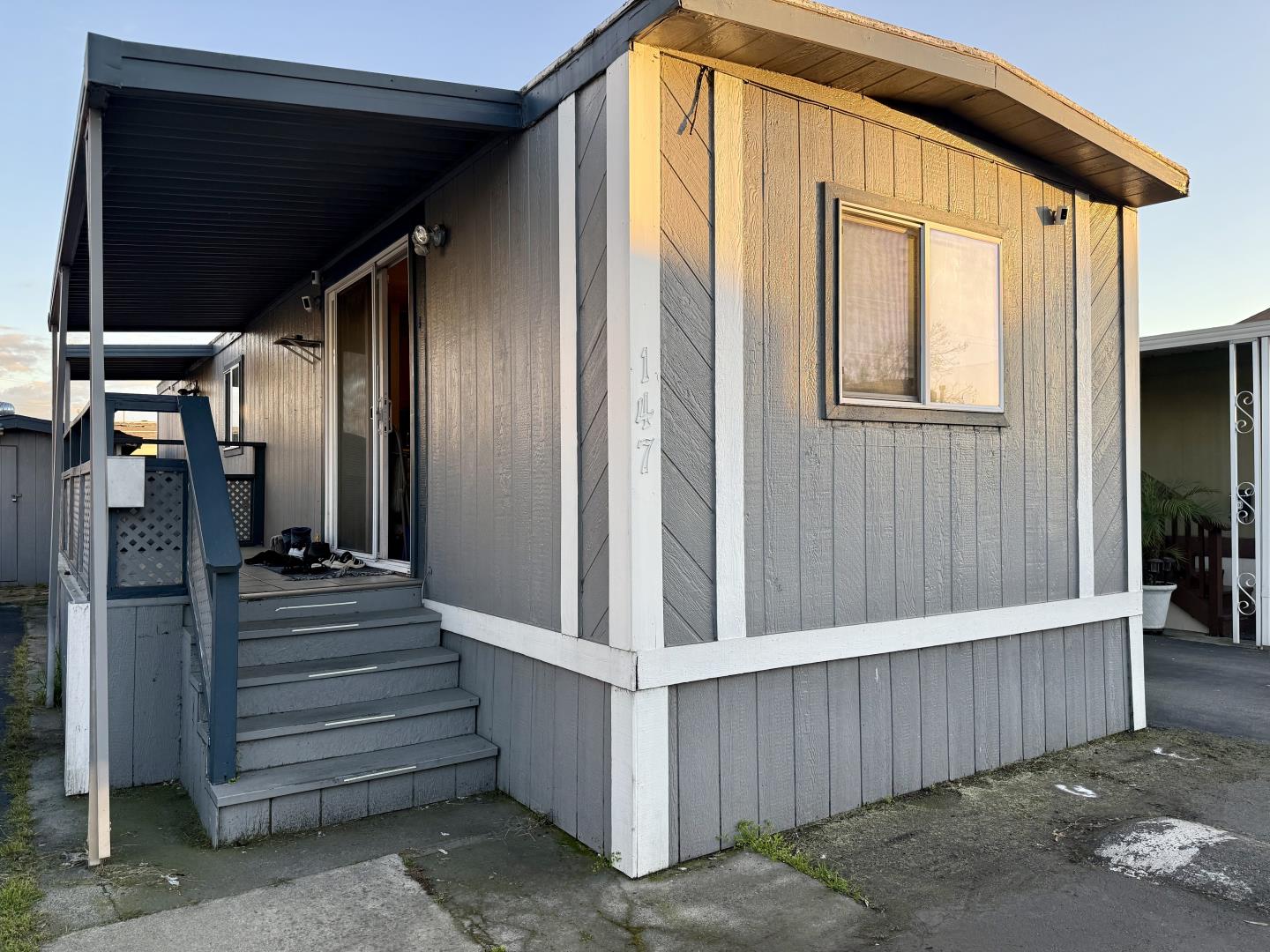 Detail Gallery Image 2 of 12 For 1500 Virginia Pl #SPC 147,  San Jose,  CA 95116 - 2 Beds | 1 Baths