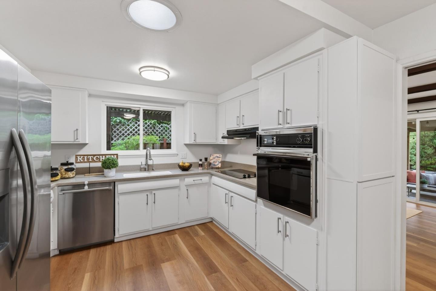 Detail Gallery Image 12 of 42 For 2467 Nightingale Dr, San Jose,  CA 95125 - 3 Beds | 2 Baths