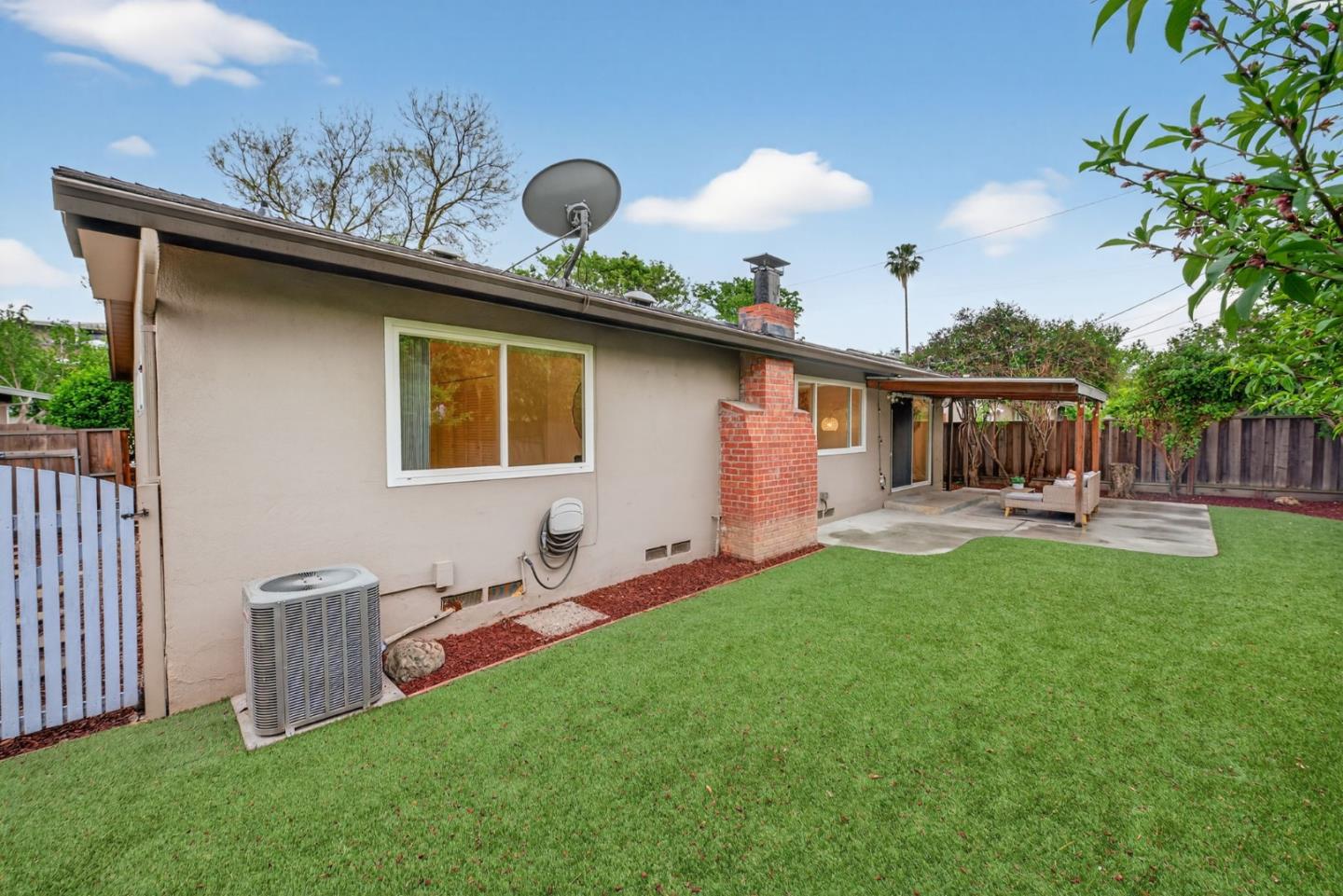 Detail Gallery Image 26 of 42 For 2467 Nightingale Dr, San Jose,  CA 95125 - 3 Beds | 2 Baths