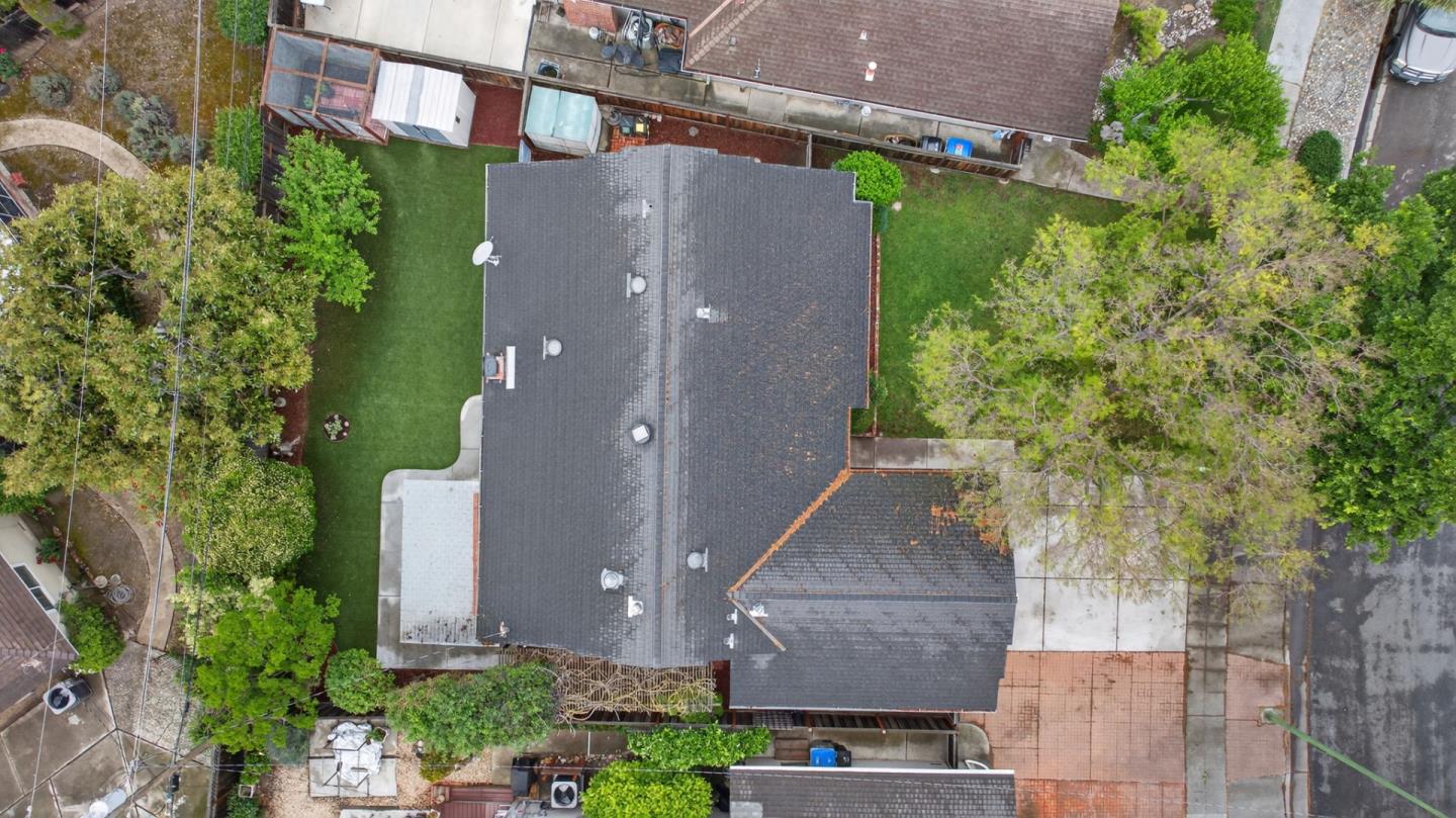 Detail Gallery Image 34 of 42 For 2467 Nightingale Dr, San Jose,  CA 95125 - 3 Beds | 2 Baths