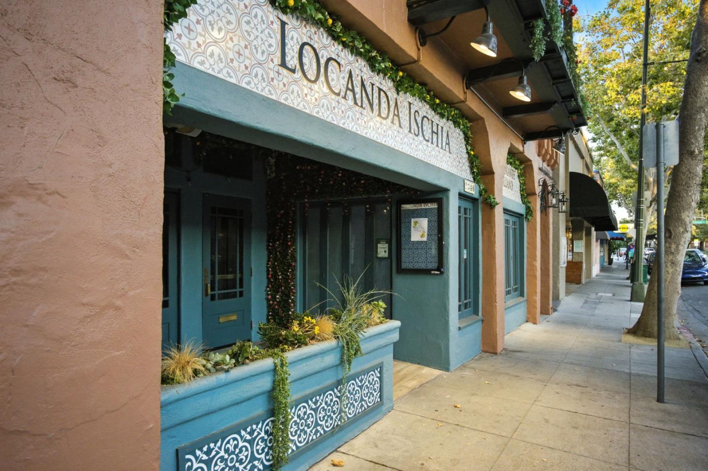 Detail Gallery Image 38 of 42 For 2467 Nightingale Dr, San Jose,  CA 95125 - 3 Beds | 2 Baths