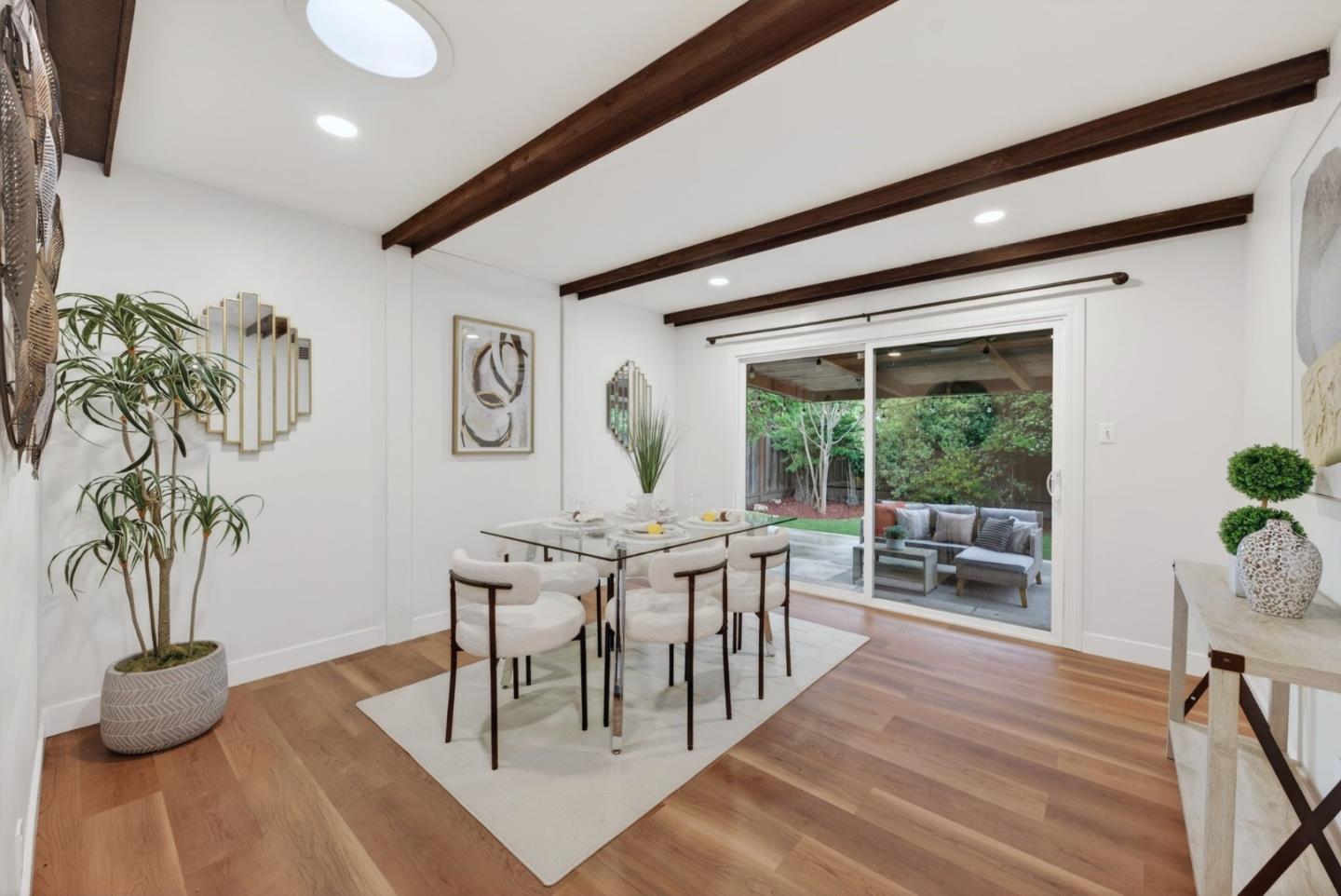 Detail Gallery Image 9 of 42 For 2467 Nightingale Dr, San Jose,  CA 95125 - 3 Beds | 2 Baths