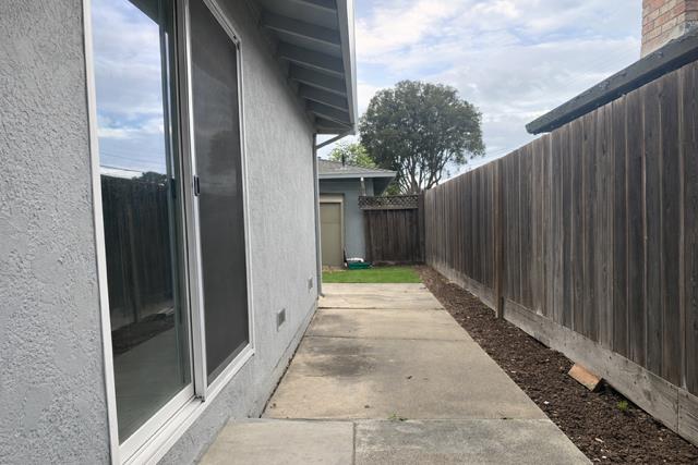 Detail Gallery Image 19 of 31 For 1090 White Dr, Santa Clara,  CA 95051 - – Beds | – Baths