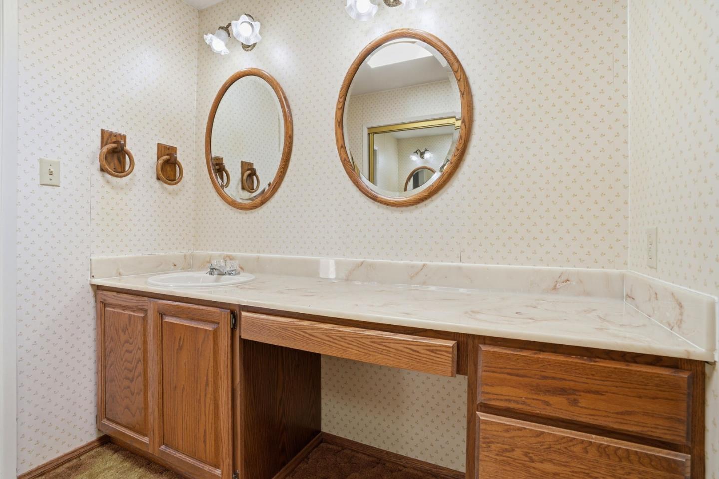 Detail Gallery Image 19 of 49 For 1372 Alicante Dr, Pacifica,  CA 94044 - 2 Beds | 2/1 Baths