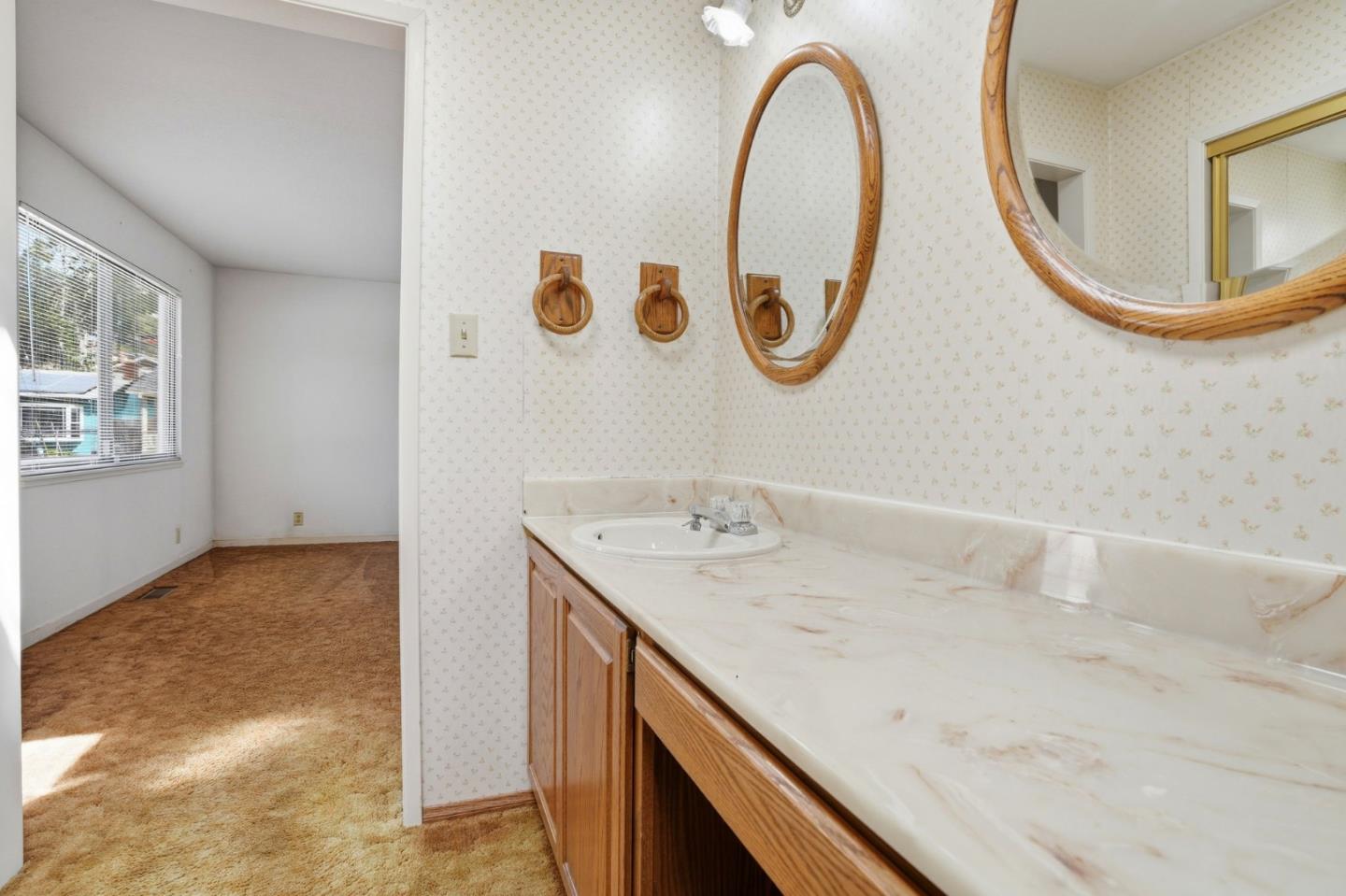 Detail Gallery Image 20 of 49 For 1372 Alicante Dr, Pacifica,  CA 94044 - 2 Beds | 2/1 Baths