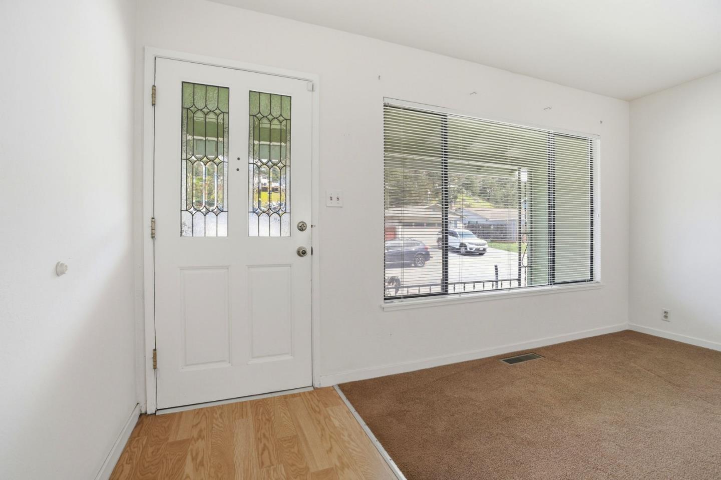 Detail Gallery Image 34 of 49 For 1372 Alicante Dr, Pacifica,  CA 94044 - 2 Beds | 2/1 Baths