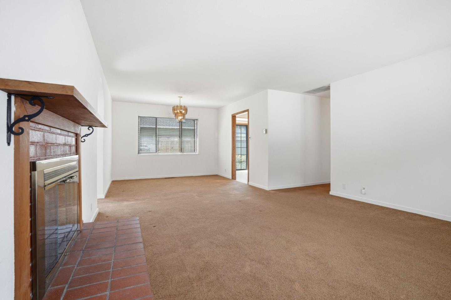 Detail Gallery Image 35 of 49 For 1372 Alicante Dr, Pacifica,  CA 94044 - 2 Beds | 2/1 Baths