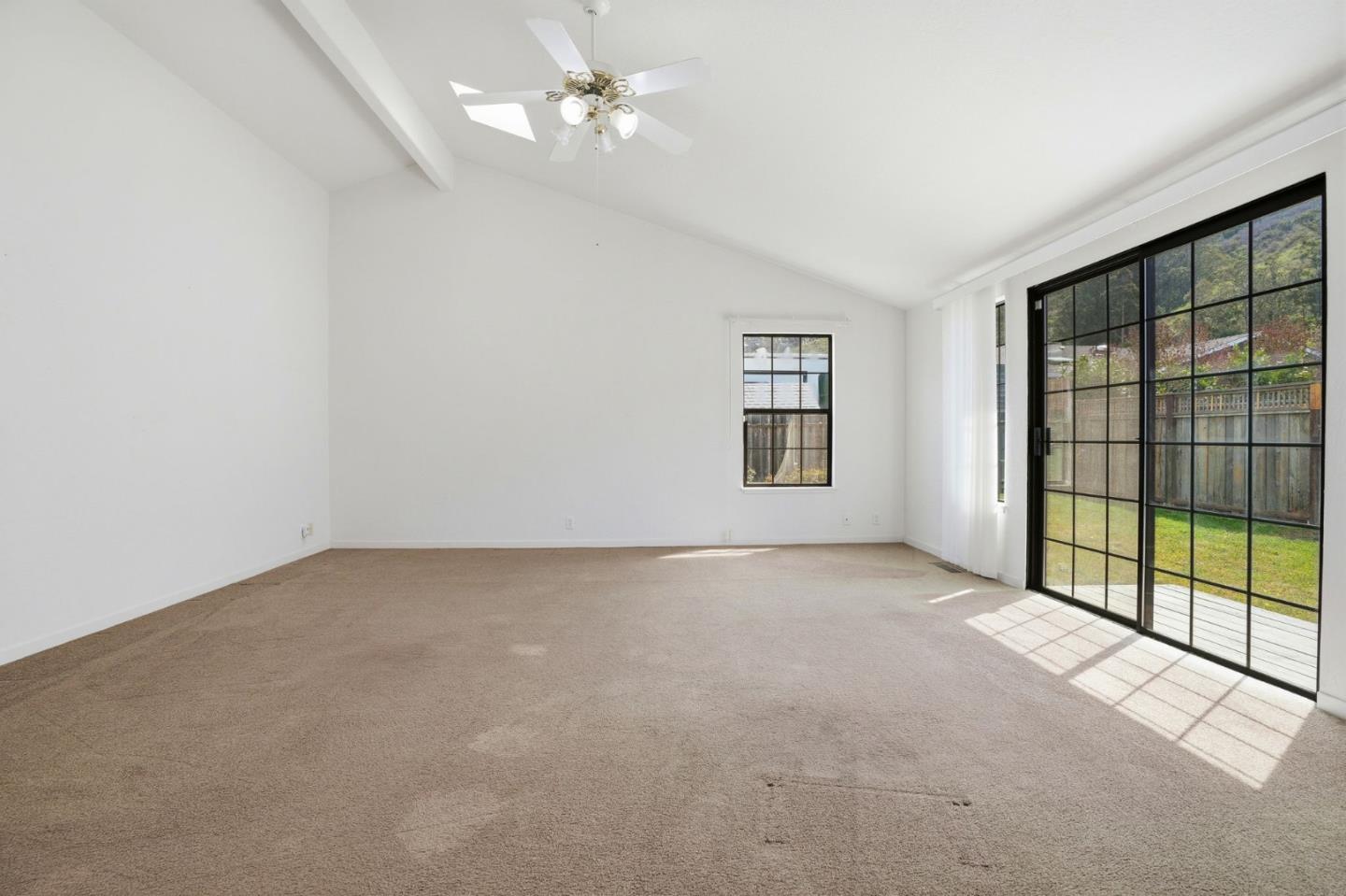 Detail Gallery Image 36 of 49 For 1372 Alicante Dr, Pacifica,  CA 94044 - 2 Beds | 2/1 Baths