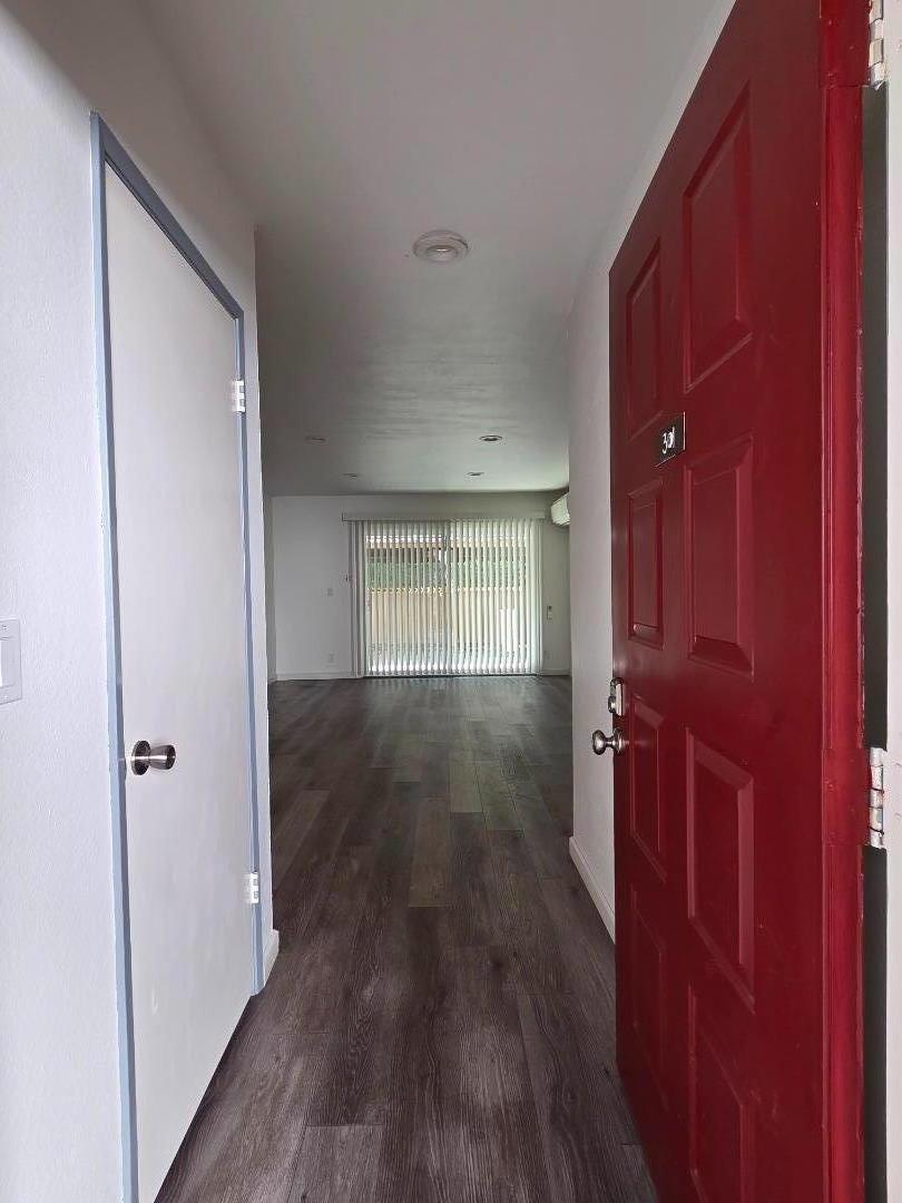 Detail Gallery Image 2 of 17 For 2201 Monroe St #301,  Santa Clara,  CA 95050 - 2 Beds | 1 Baths