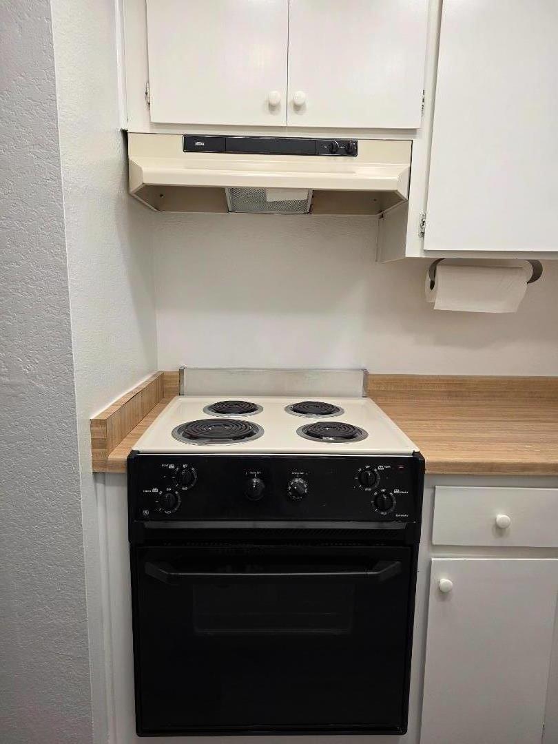 Detail Gallery Image 8 of 17 For 2201 Monroe St #301,  Santa Clara,  CA 95050 - 2 Beds | 1 Baths