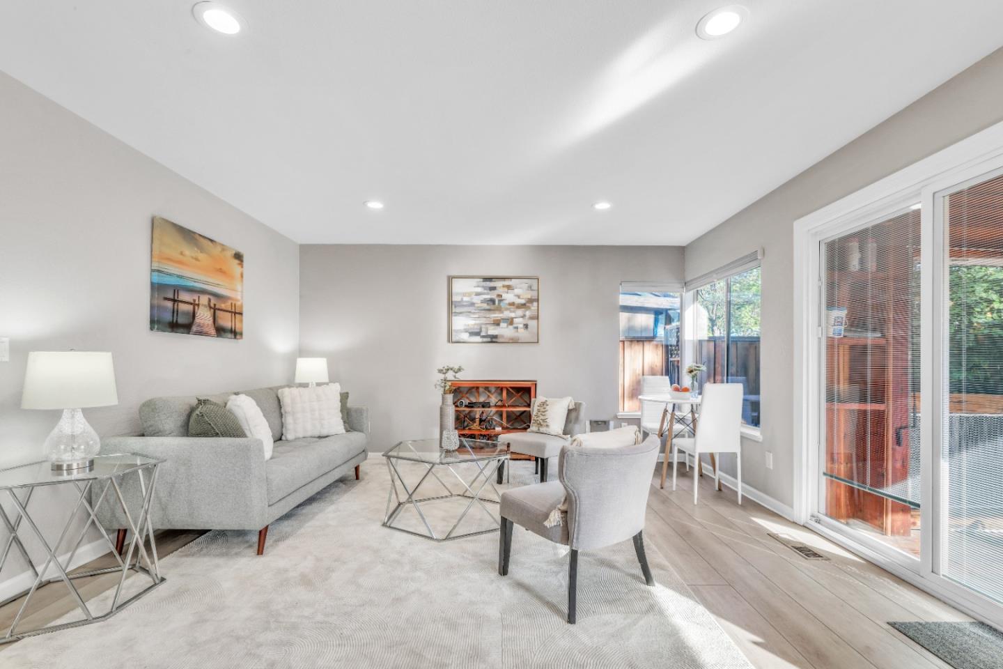 Detail Gallery Image 17 of 54 For 810 Coventry Cir, Brentwood,  CA 94513 - 4 Beds | 2/1 Baths