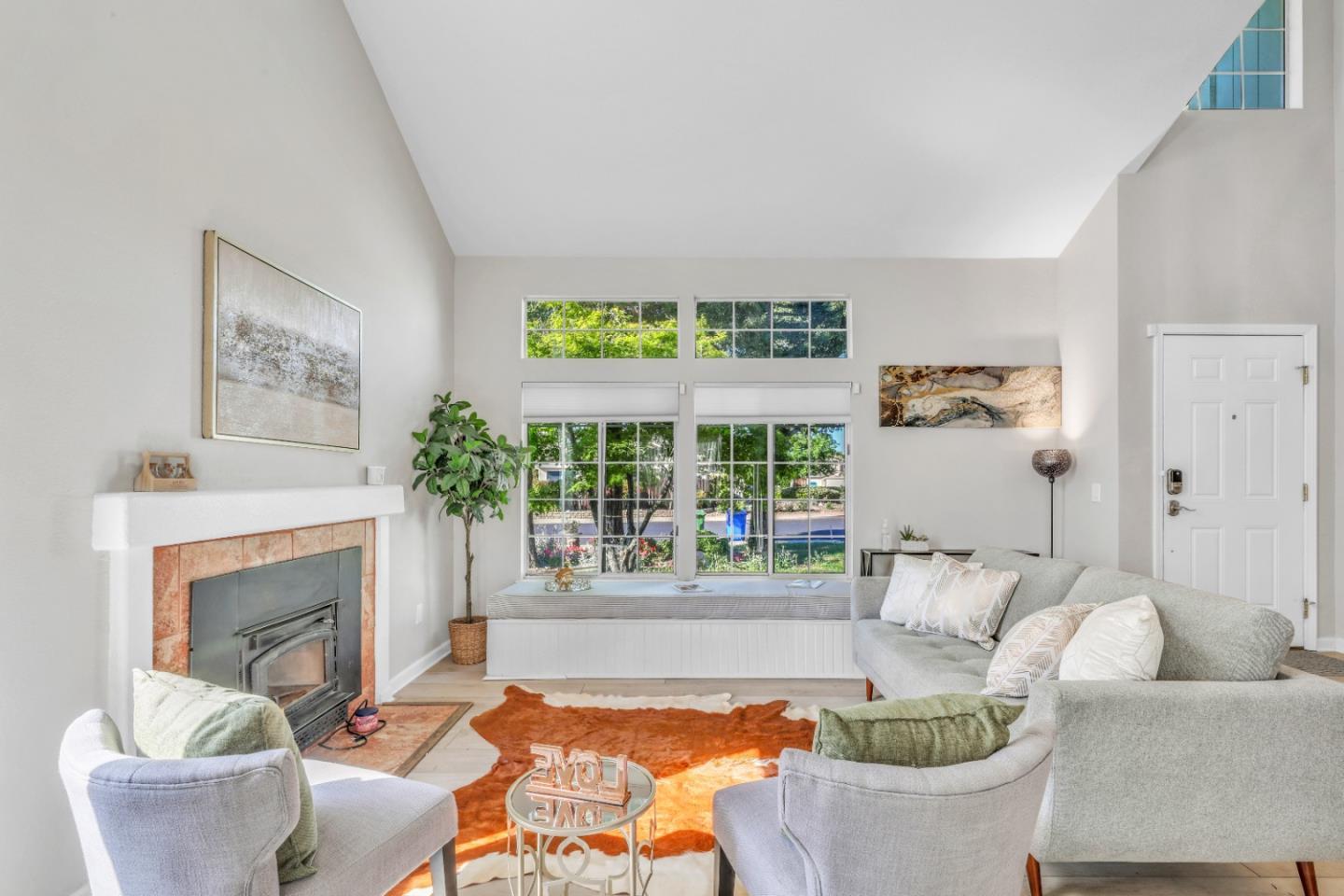 Detail Gallery Image 2 of 54 For 810 Coventry Cir, Brentwood,  CA 94513 - 4 Beds | 2/1 Baths