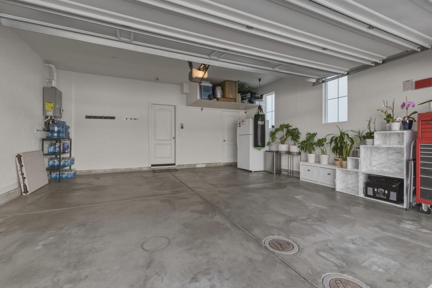 Detail Gallery Image 36 of 48 For 1180 Julia Cir, Hollister,  CA 95023 - 3 Beds | 2/1 Baths