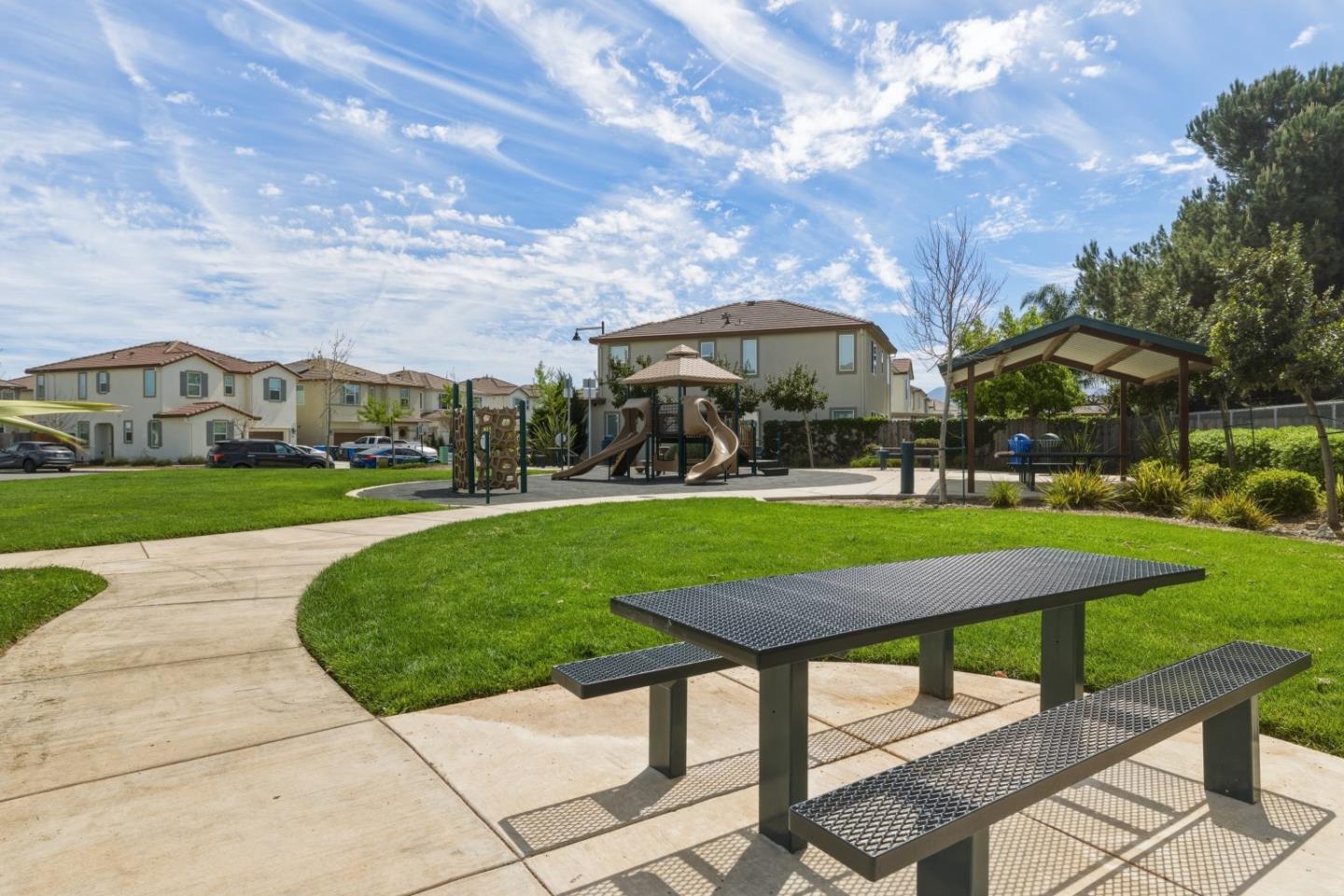 Detail Gallery Image 48 of 48 For 1180 Julia Cir, Hollister,  CA 95023 - 3 Beds | 2/1 Baths