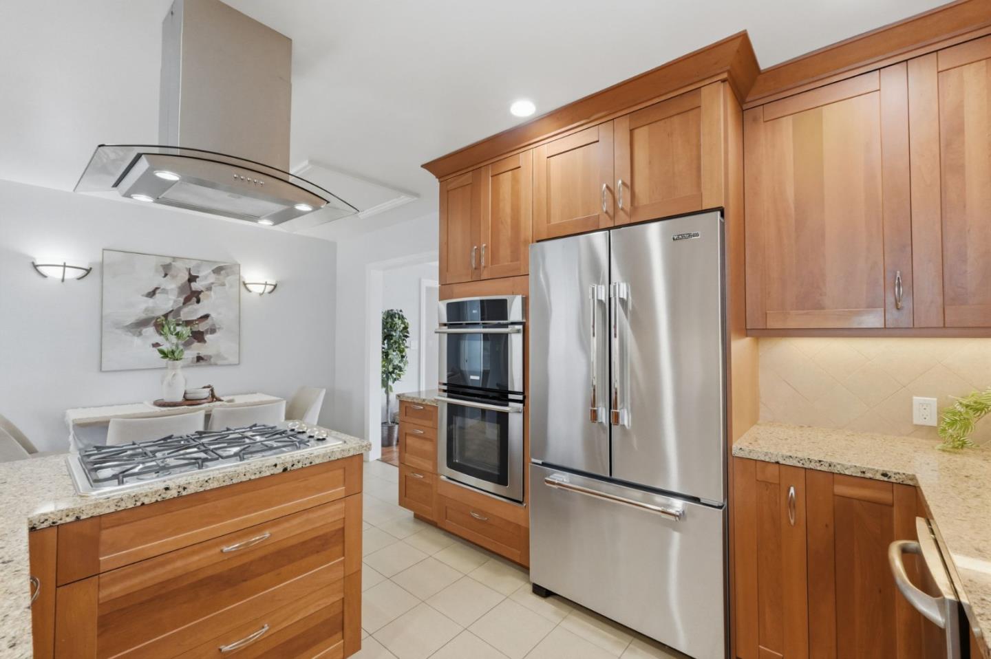 Detail Gallery Image 16 of 47 For 1432 Fifth Ave, Belmont,  CA 94002 - 3 Beds | 2 Baths