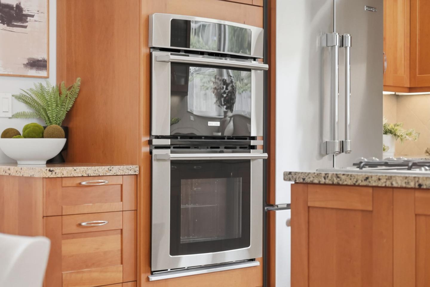 Detail Gallery Image 17 of 47 For 1432 Fifth Ave, Belmont,  CA 94002 - 3 Beds | 2 Baths