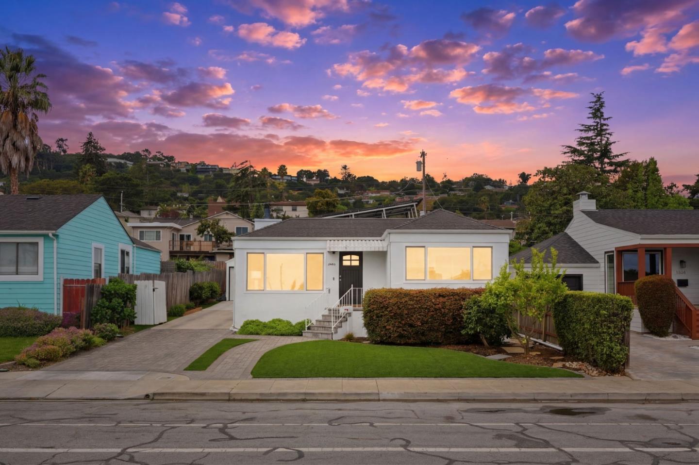 Detail Gallery Image 2 of 47 For 1432 Fifth Ave, Belmont,  CA 94002 - 3 Beds | 2 Baths