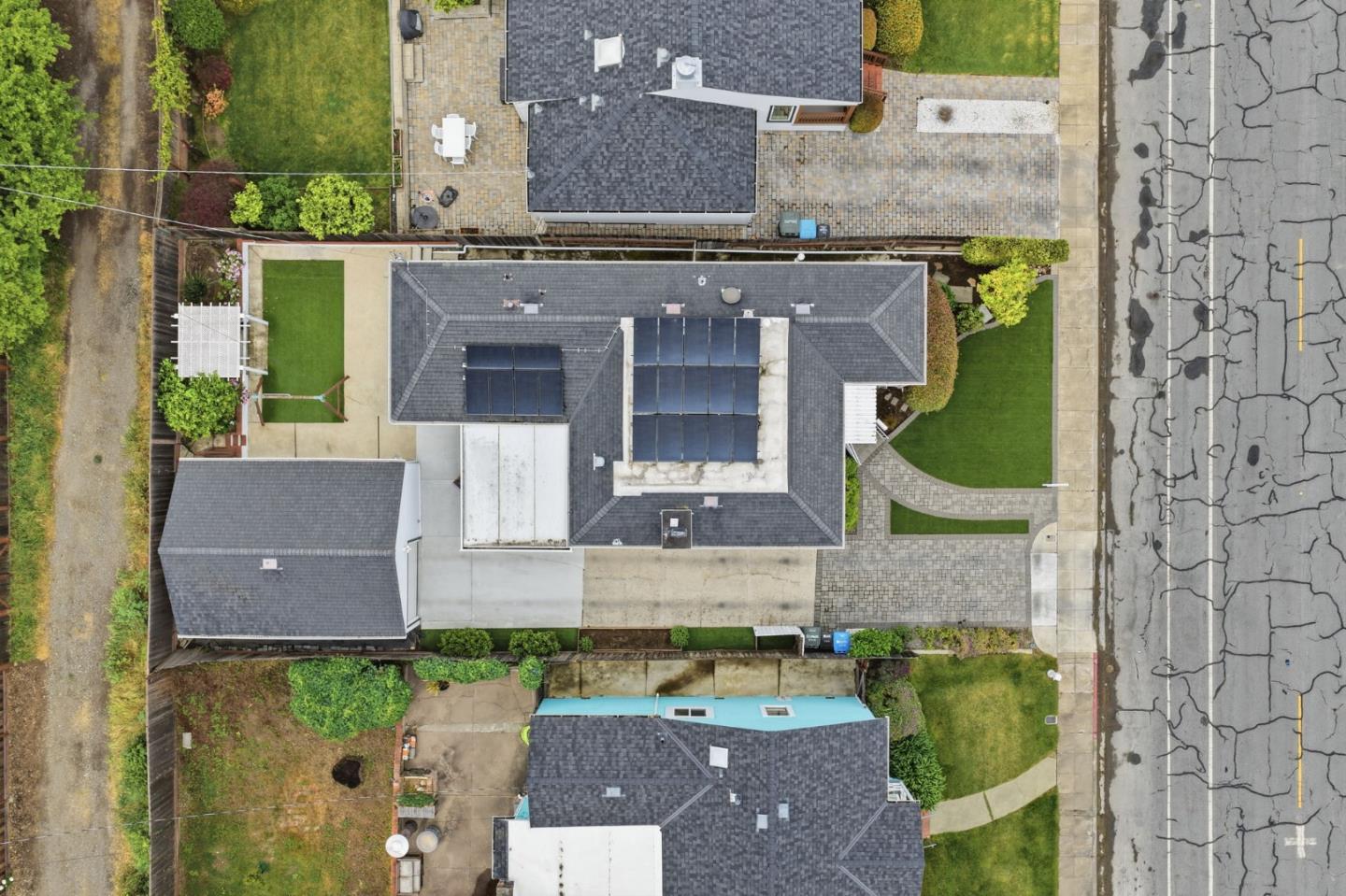 Detail Gallery Image 44 of 47 For 1432 Fifth Ave, Belmont,  CA 94002 - 3 Beds | 2 Baths