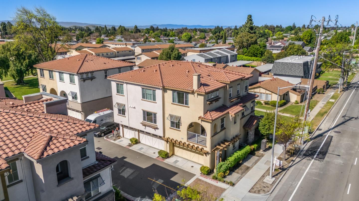 Detail Gallery Image 31 of 33 For 4023 Clydesdale Cmn, Fremont,  CA 94555 - 2 Beds | 2 Baths