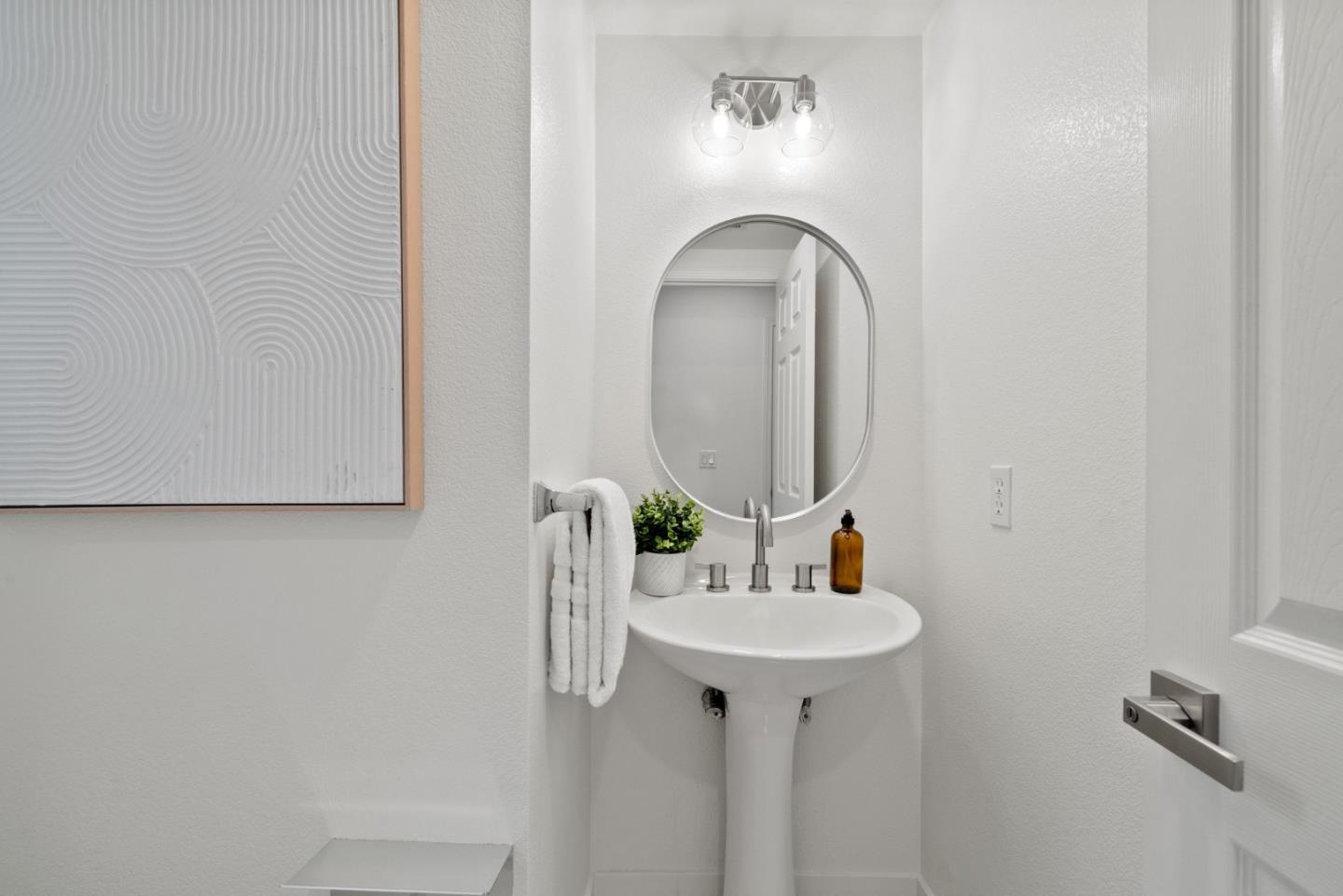 Detail Gallery Image 24 of 44 For 4117 Feafel Dr, San Jose,  CA 95134 - 3 Beds | 2/1 Baths