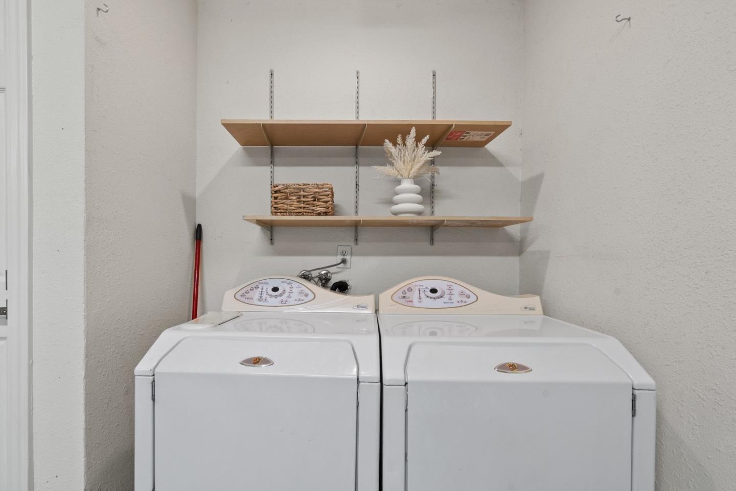 Detail Gallery Image 35 of 44 For 4117 Feafel Dr, San Jose,  CA 95134 - 3 Beds | 2/1 Baths