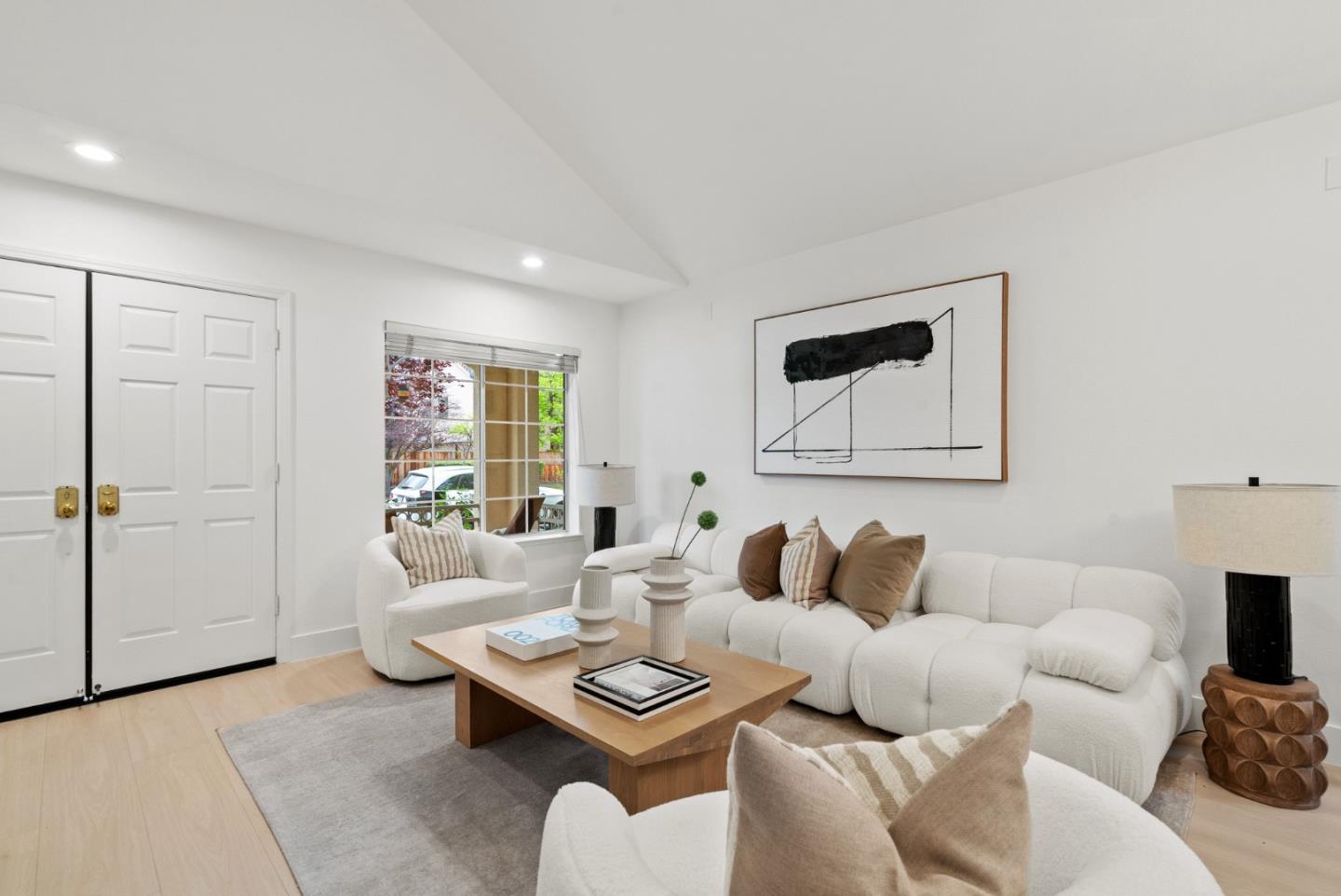 Detail Gallery Image 7 of 44 For 4117 Feafel Dr, San Jose,  CA 95134 - 3 Beds | 2/1 Baths