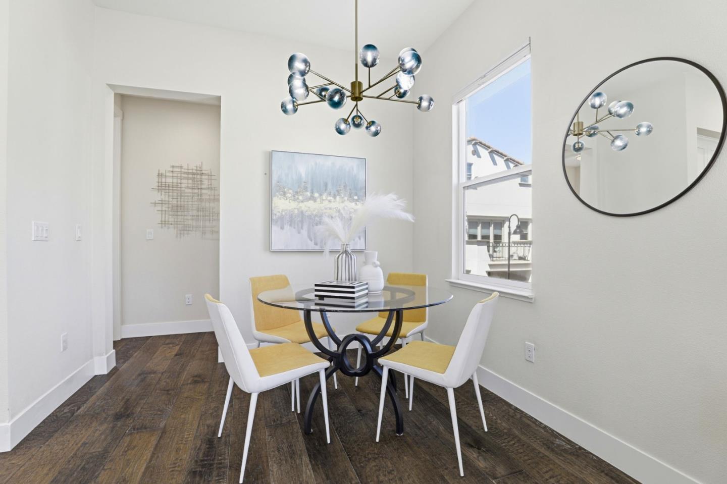 Detail Gallery Image 18 of 46 For 1946 San Luis Ave, Mountain View,  CA 94043 - 3 Beds | 3 Baths