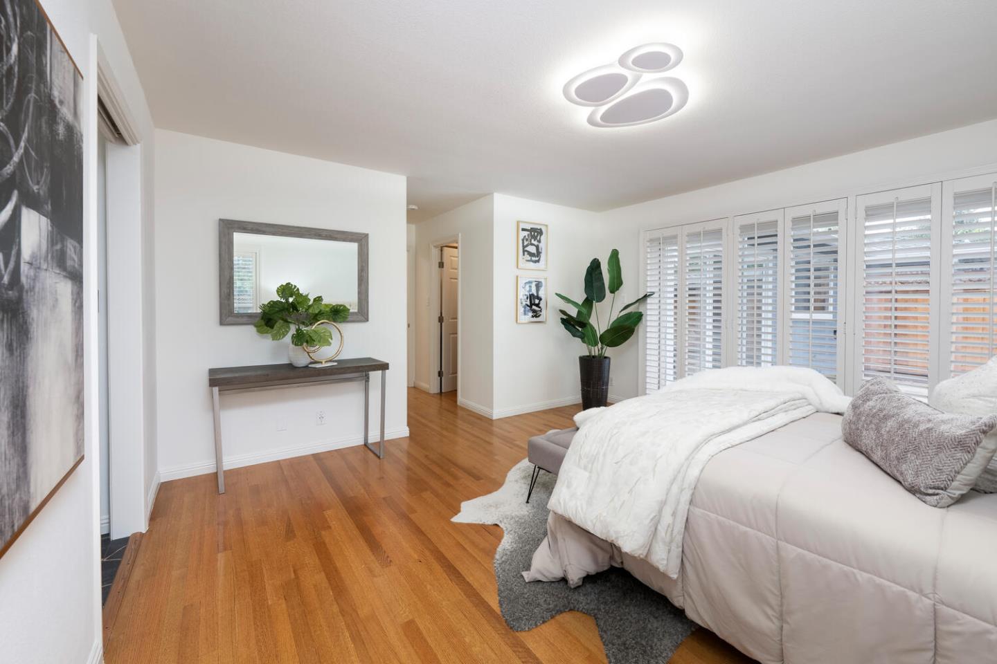 Detail Gallery Image 16 of 27 For 126 Arundel, Burlingame,  CA 94010 - 3 Beds | 2 Baths