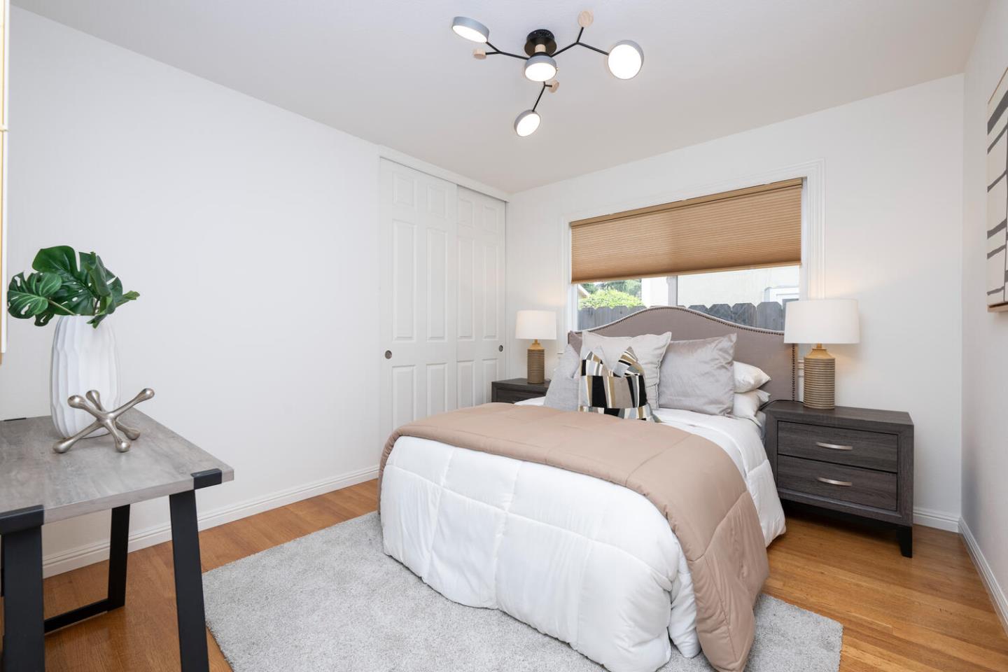 Detail Gallery Image 19 of 27 For 126 Arundel, Burlingame,  CA 94010 - 3 Beds | 2 Baths