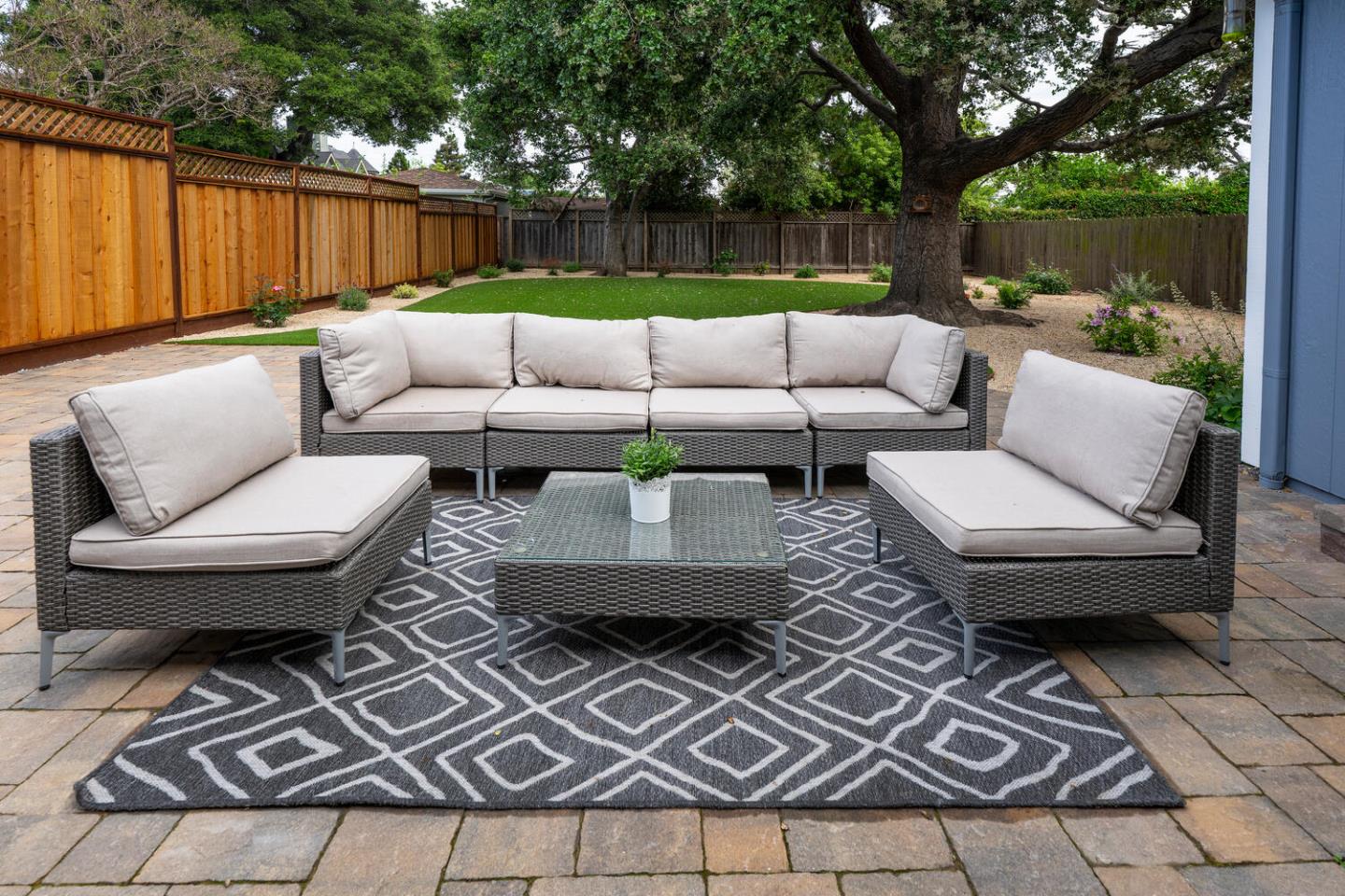 Detail Gallery Image 22 of 27 For 126 Arundel, Burlingame,  CA 94010 - 3 Beds | 2 Baths