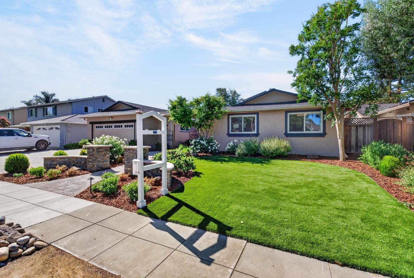 Detail Gallery Image 14 of 65 For 1859 Kirkmont Dr, San Jose,  CA 95124 - 4 Beds | 2/1 Baths