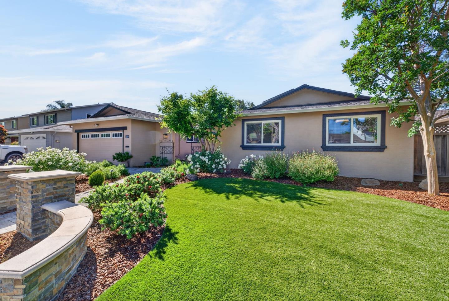 Detail Gallery Image 15 of 65 For 1859 Kirkmont Dr, San Jose,  CA 95124 - 4 Beds | 2/1 Baths